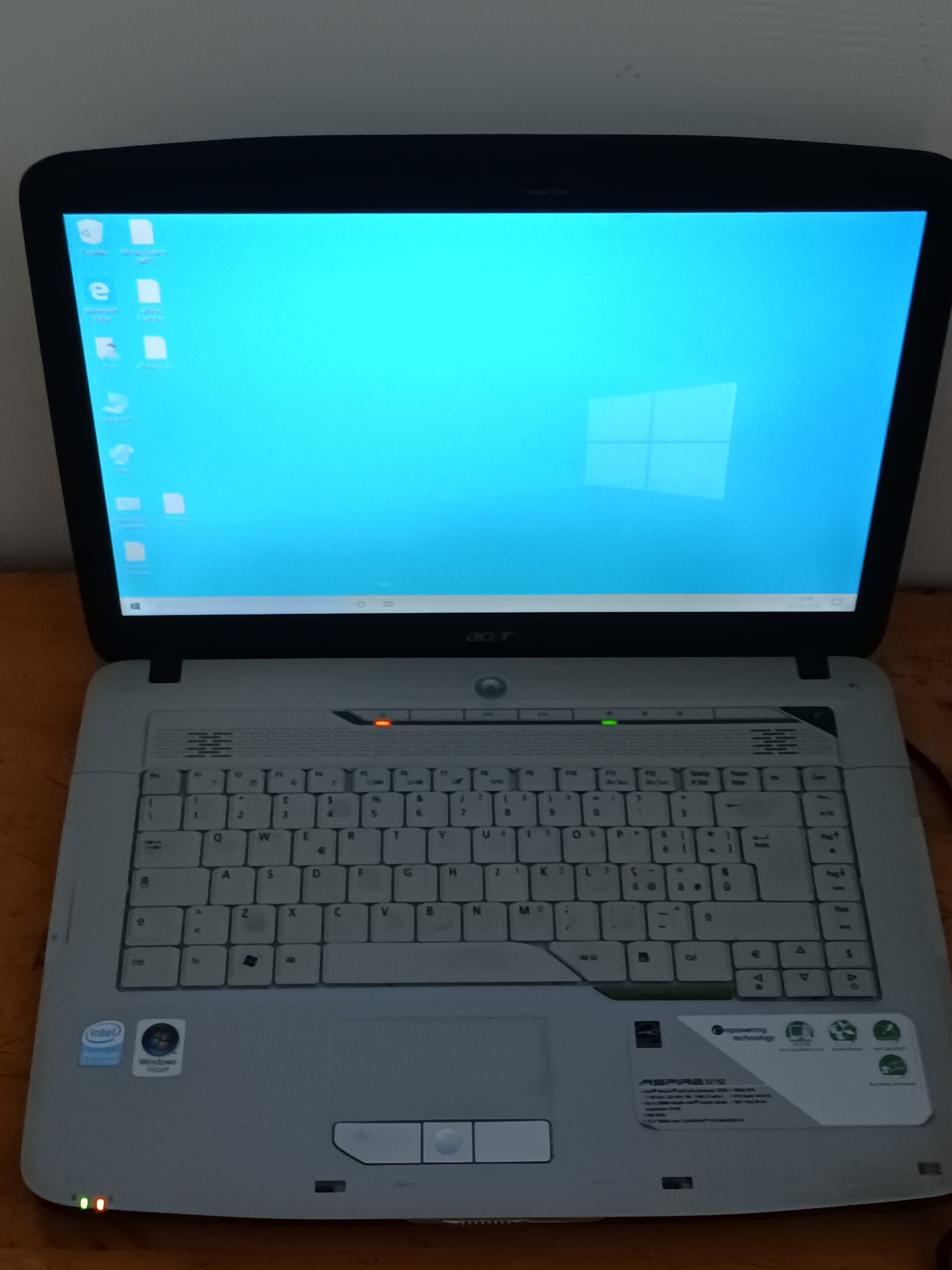 Computer Notebook Acer Aspire Aspire 5715z Intel t2330 15.4wide (Sped.24h)